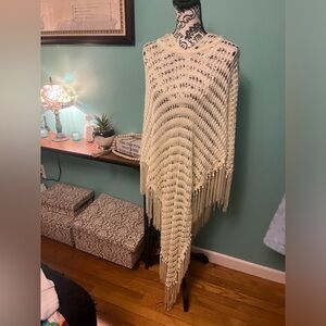 Exotic Fringe Poncho Hoodie. 1-2XL. Bathing suit Coverup.